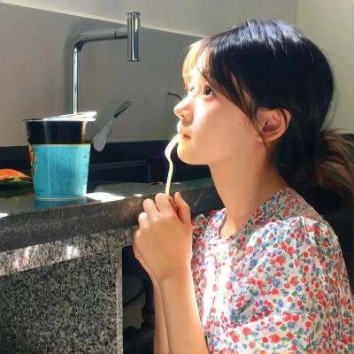 浮草物语